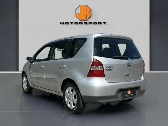 NISSAN-LIVINA-2009