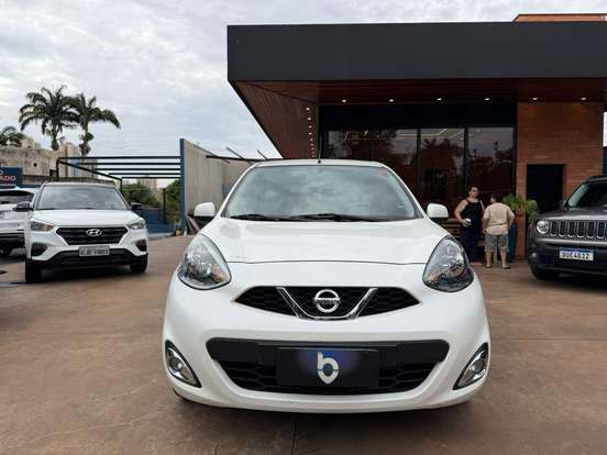 NISSAN-MARCH-1.6 SL 16V FLEXSTART 4P XTRONIC NISSAN-MARCH-2017