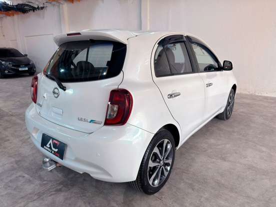 NISSAN-MARCH-2016