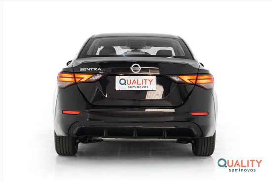 NISSAN-SENTRA-2023