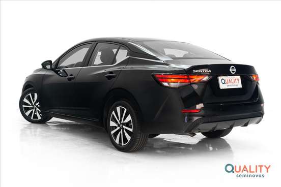 NISSAN-SENTRA-2023