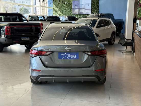 NISSAN-SENTRA-2024