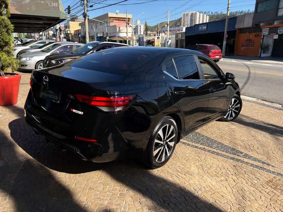 NISSAN-SENTRA-2024