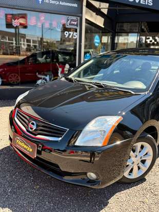 NISSAN-SENTRA-2010