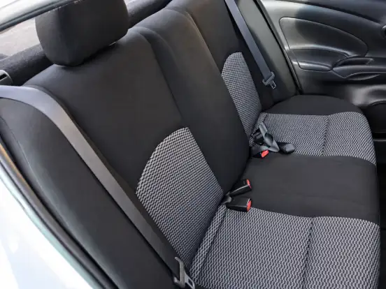 NISSAN-VERSA-2019
