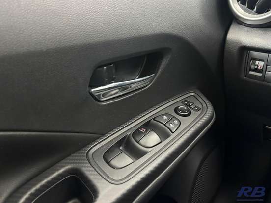 NISSAN-VERSA-2023
