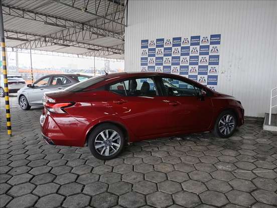 NISSAN-VERSA-2024