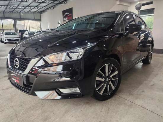 NISSAN-VERSA-2021