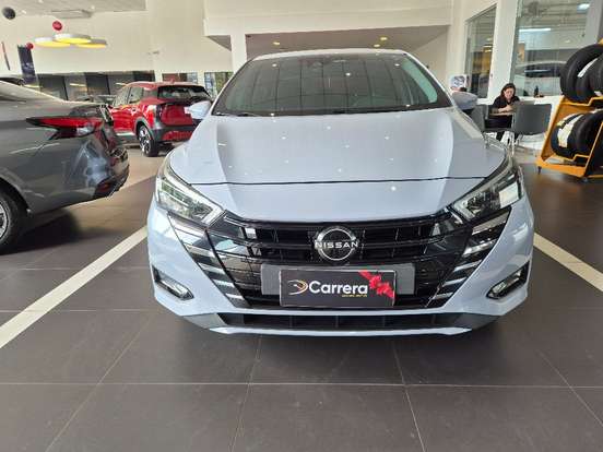 NISSAN-VERSA-2023