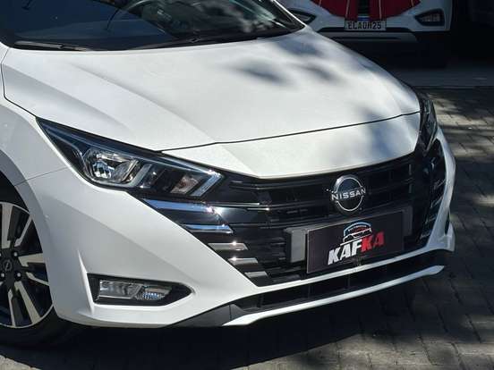 NISSAN-VERSA-2024