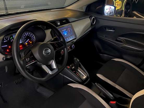 NISSAN-VERSA-2023