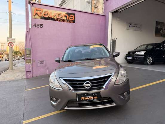 NISSAN-VERSA-2015