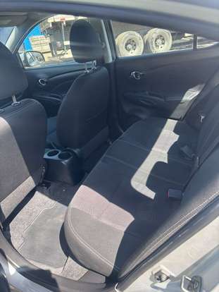 NISSAN-VERSA-2019