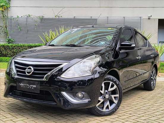 NISSAN-VERSA-2016