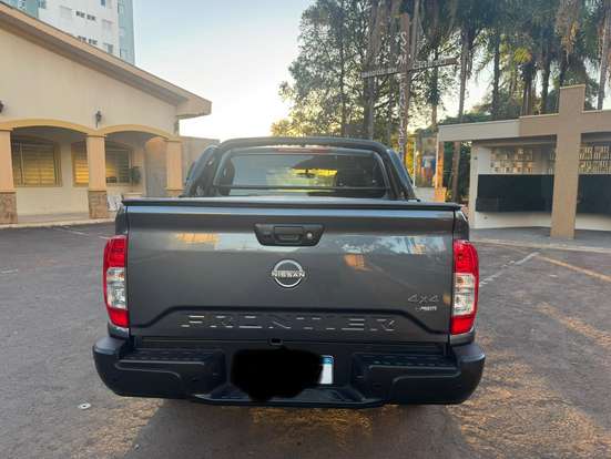 NISSAN-FRONTIER-2024