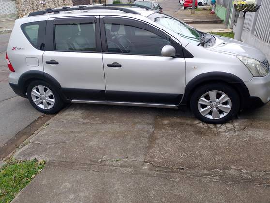 NISSAN LIVINA 1.6 SL X-GEAR 16V FLEX 4P MANUAL