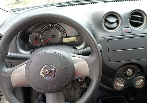NISSAN MARCH 1.6 SR 16V FLEX 4P MANUAL