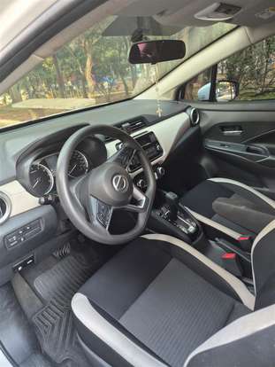 NISSAN-VERSA-2021