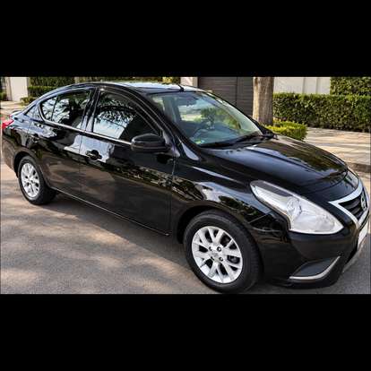 NISSAN-VERSA-2017