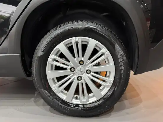 PEUGEOT-2008-2022