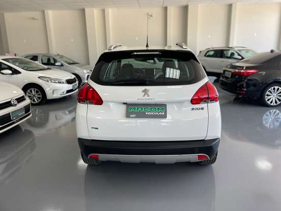 PEUGEOT-2008-2018
