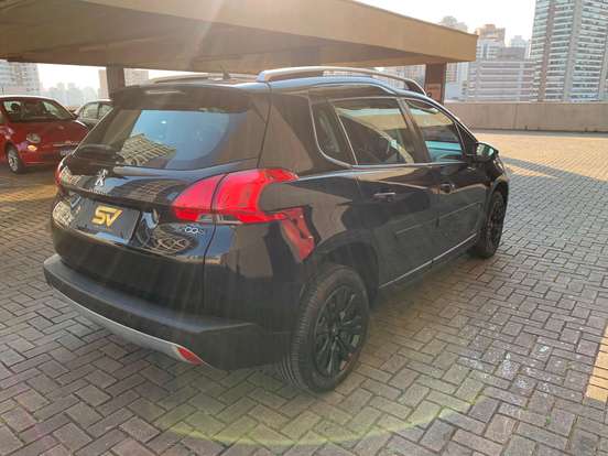 PEUGEOT-2008-2018