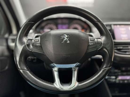 PEUGEOT-2008-2015