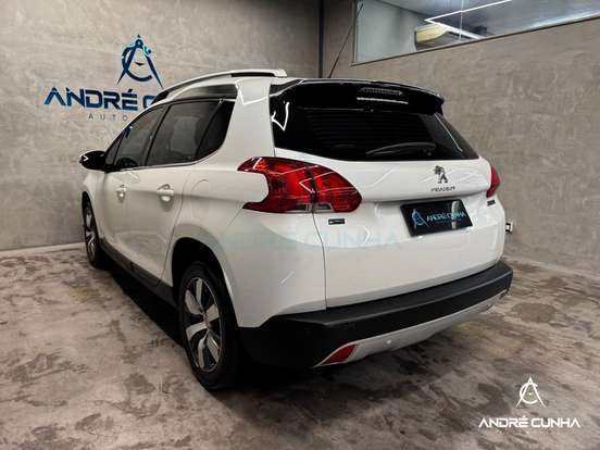 PEUGEOT-2008-2015