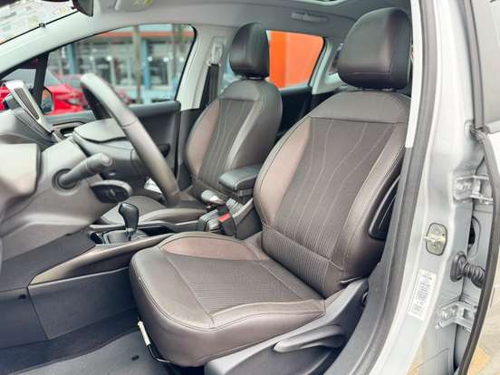 PEUGEOT-2008-1.6 16V FLEX GRIFFE 4P AUTOMÁTICO PEUGEOT-2008-2020