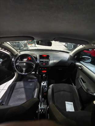PEUGEOT-207-2010