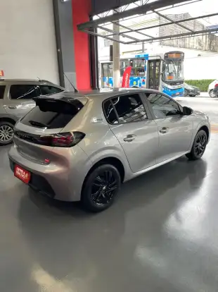 PEUGEOT-208-2023