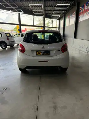 PEUGEOT-208-2014