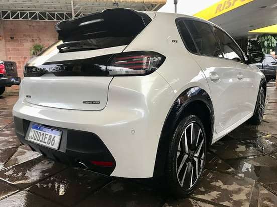 PEUGEOT-208-2025