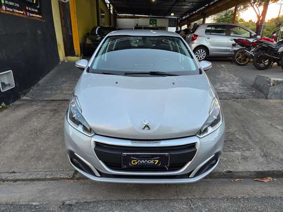 PEUGEOT-208-2016
