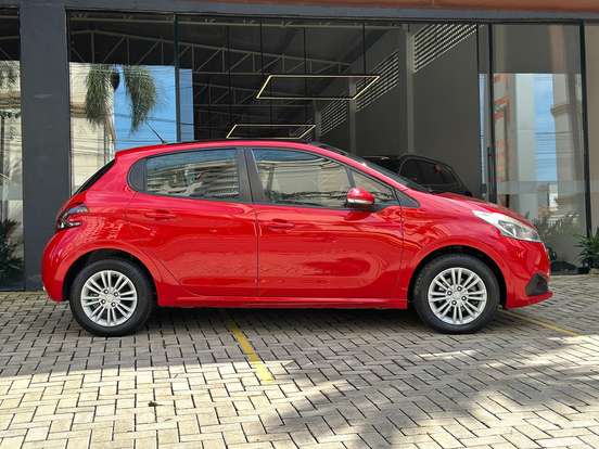 PEUGEOT-208-1.2 ALLURE 12V FLEX 4P MANUAL PEUGEOT-208-2017