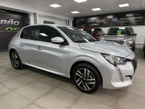 PEUGEOT-208-2021