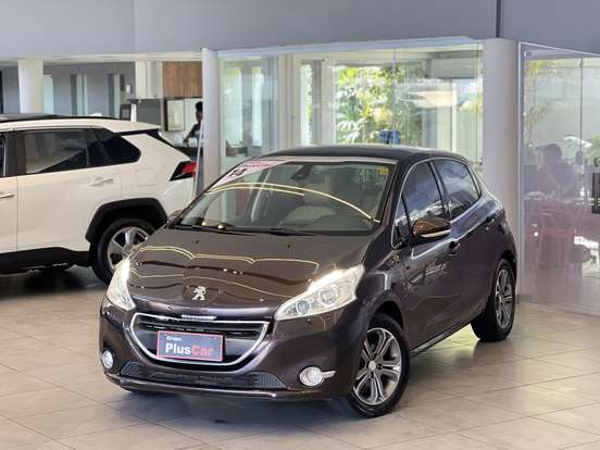 PEUGEOT-208-2013