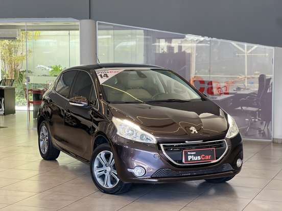 PEUGEOT-208-2013