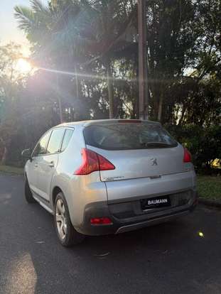 PEUGEOT-3008-2011