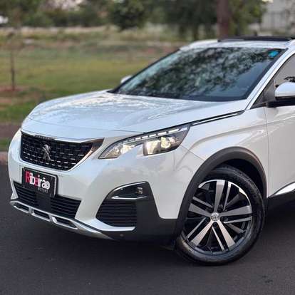 PEUGEOT-3008-2017