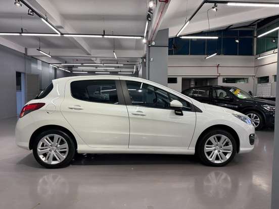 PEUGEOT-308-2.0 ALLURE 16V FLEX 4P AUTOMÁTICO PEUGEOT-308-2015