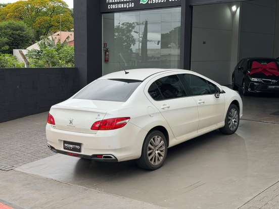 PEUGEOT-408-2015