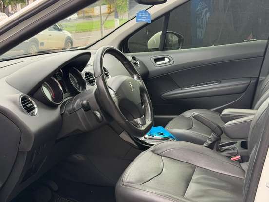 PEUGEOT-408-1.6 GRIFFE 16V TURBO GASOLINA 4P AUTOMÁTICO PEUGEOT-408-2015