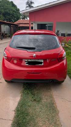 PEUGEOT-208-2015