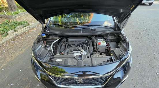PEUGEOT-3008-2020