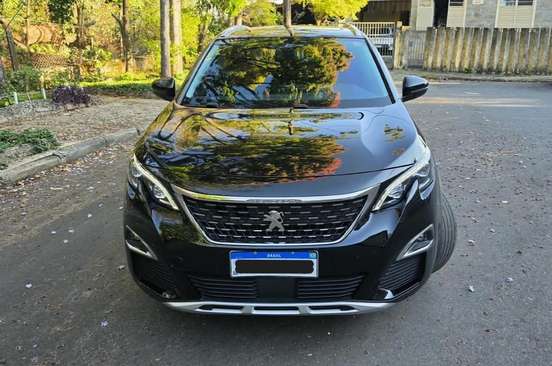 PEUGEOT-3008-2020