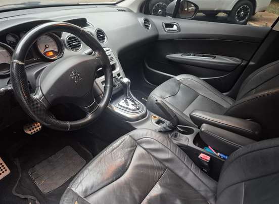 PEUGEOT-408-2011