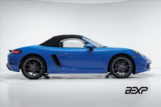 PORSCHE-718-2024