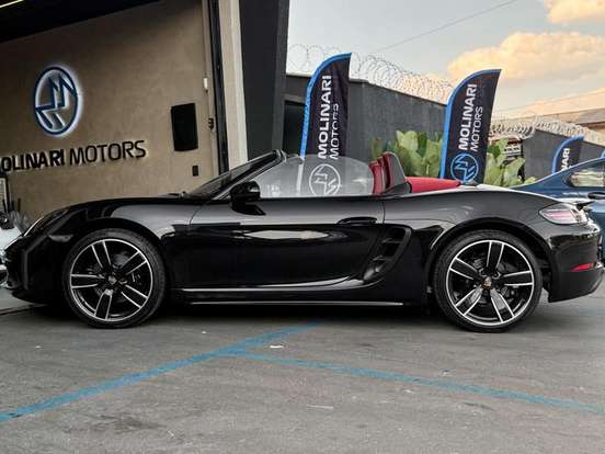 PORSCHE-718-2019