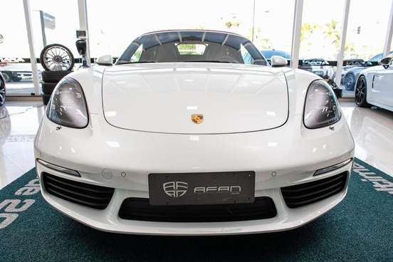 PORSCHE-718-2023